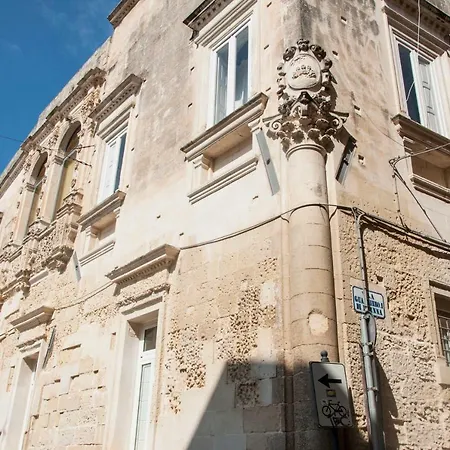 Palazzo Paladini Couette-café Lecce