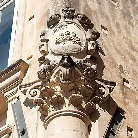 Palazzo Paladini 3*