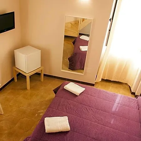 Palazzo Paladini 3* レッチェ