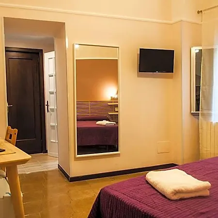 Palazzo Paladini לינה וארוחת בוקר 3*